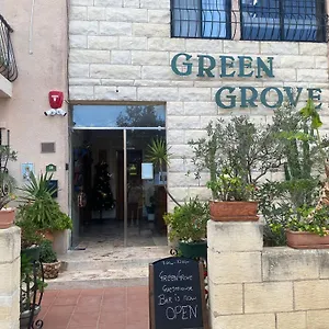 Guest house Grove ***